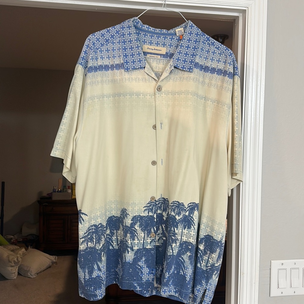 🏝️Boutique Tommy Bahama shirt. Excellent condition. ☀️🏝️